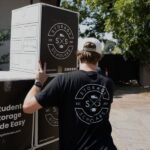 a move moving boxes with quality and precision